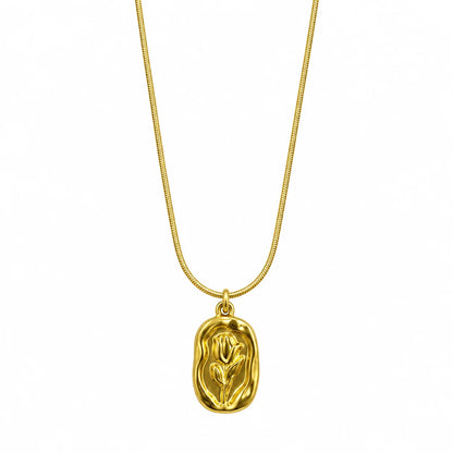Elara Necklace