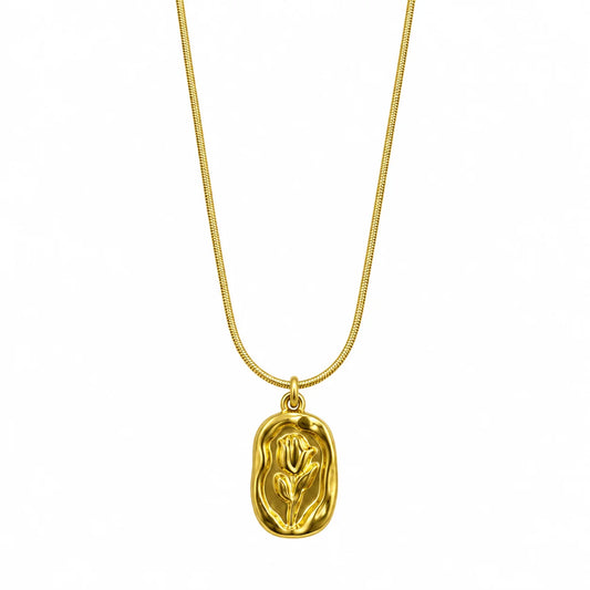Elara Necklace