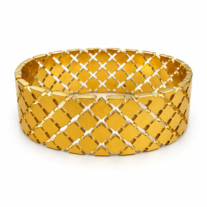 Diamond Mesh Hand Cuff