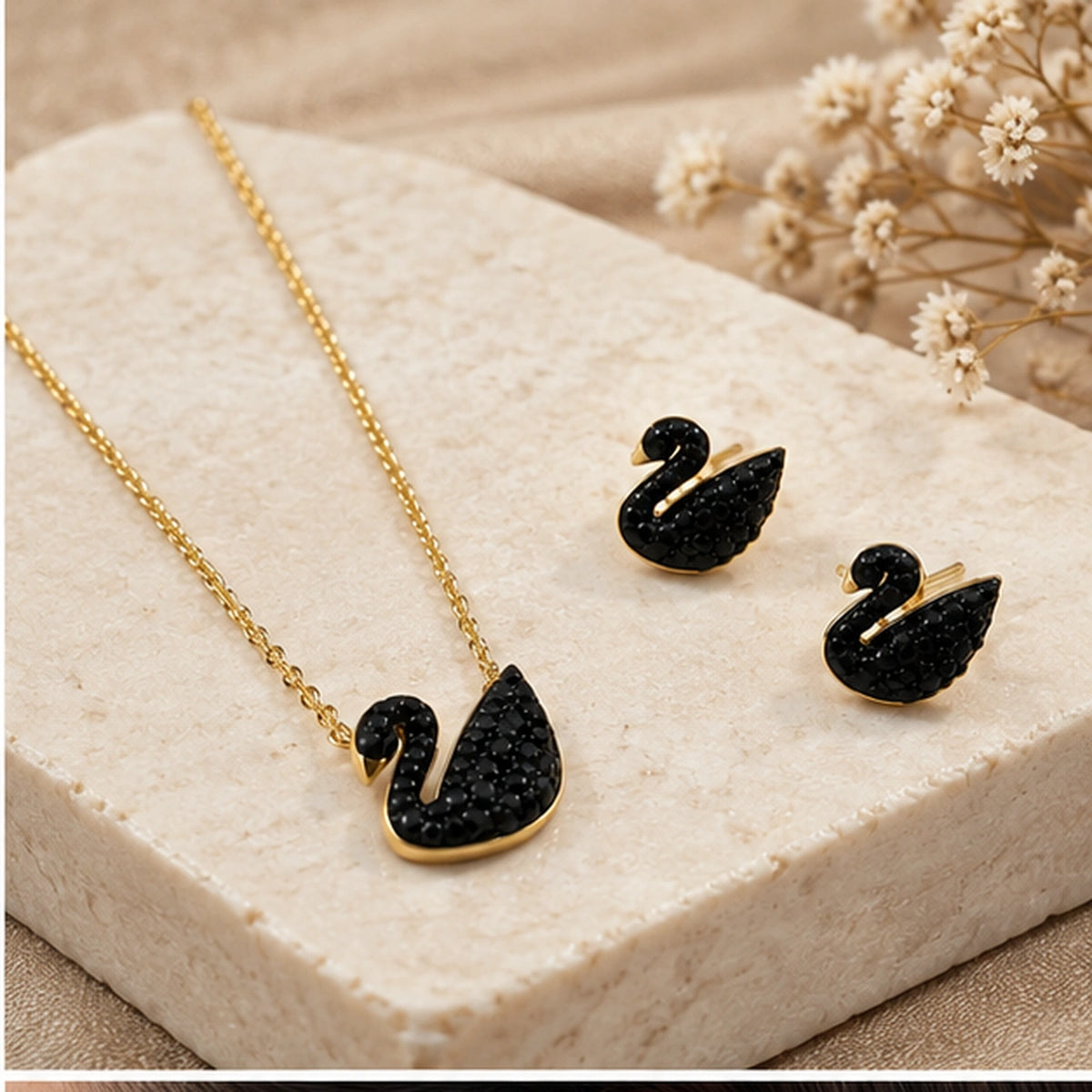 Black Swan Set