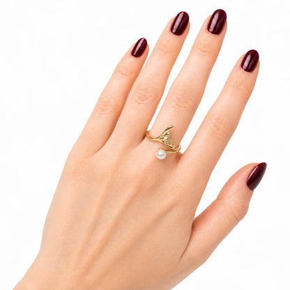 Tail Ring